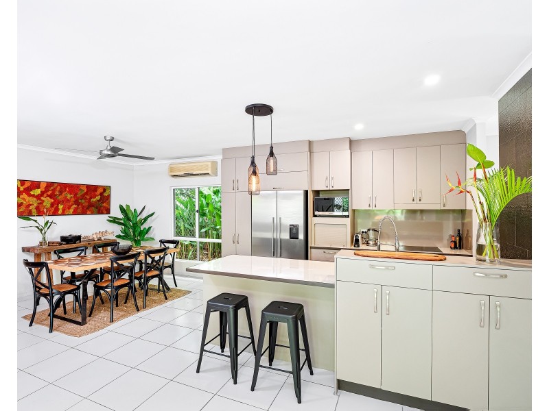 4 Spur Close, Clifton Beach QLD 4879