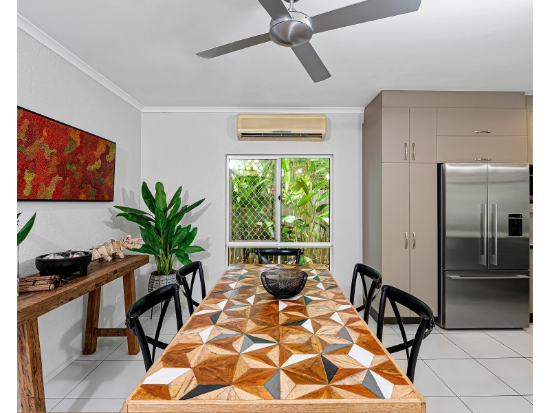 4 Spur Close, Clifton Beach QLD 4879