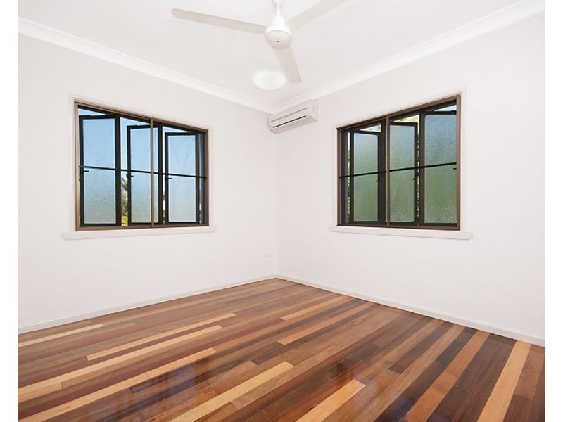 489 Varley Street, Yorkeys Knob QLD 4878