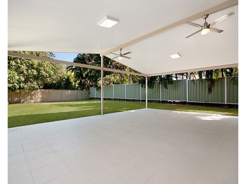 489 Varley Street, Yorkeys Knob QLD 4878