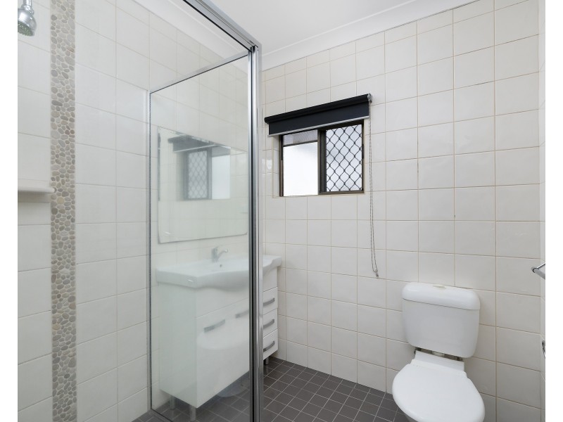 2/21 Balaclava Road, Earlville QLD 4870