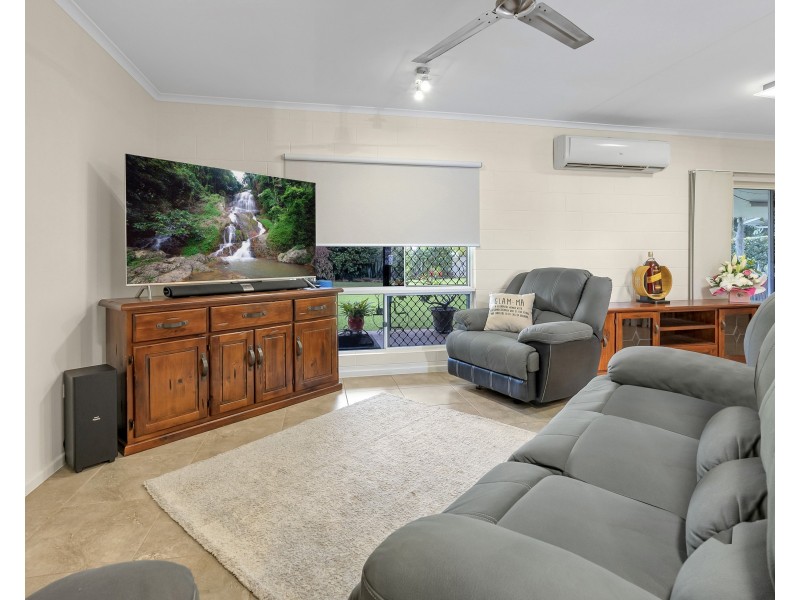 23 Bathurst Drive, Bentley Park QLD 4869