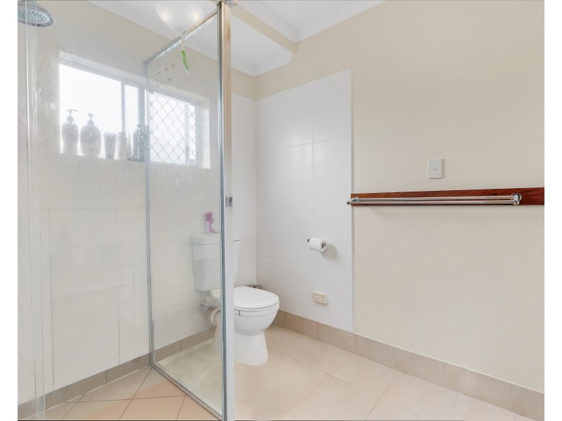 23 Bathurst Drive, Bentley Park QLD 4869