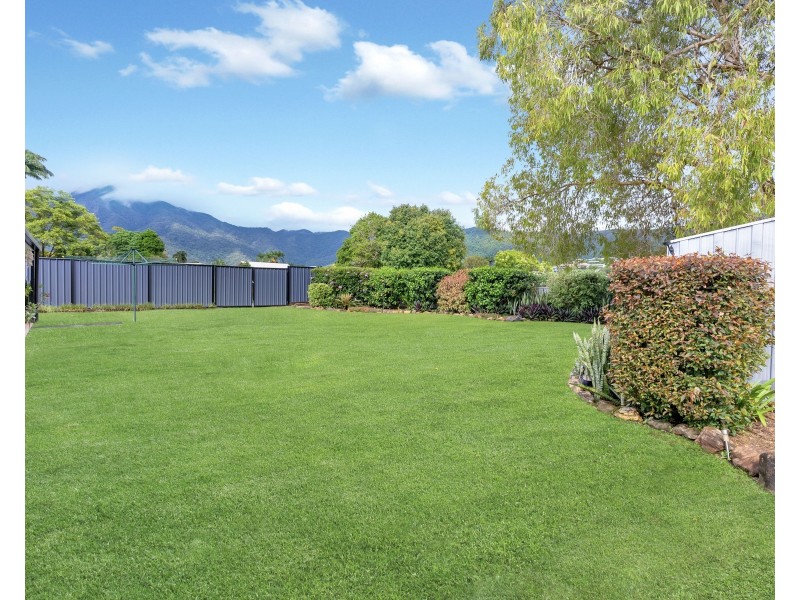 23 Bathurst Drive, Bentley Park QLD 4869