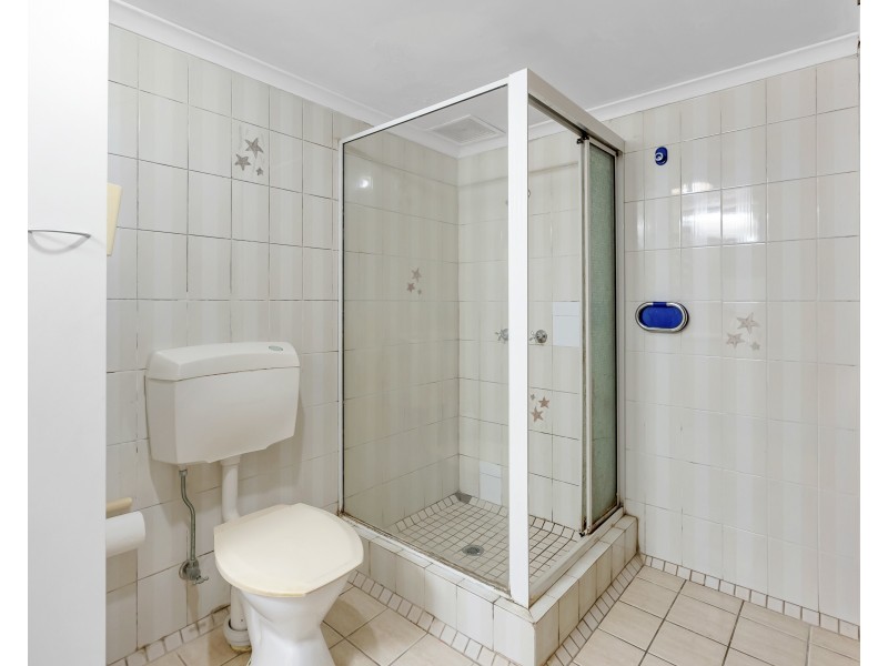 2/11 Balaclava Road, Earlville QLD 4870