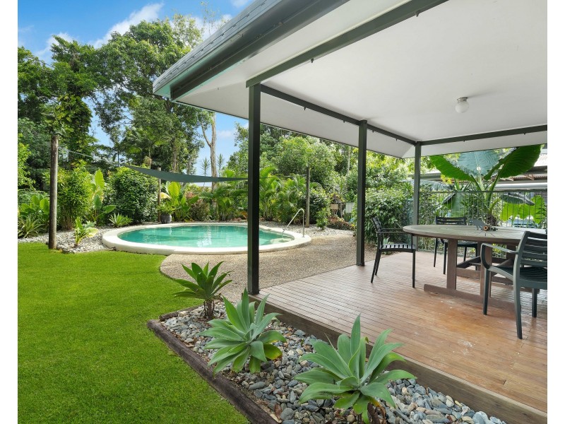 9/4-5 Hollett Close, Manunda QLD 4870