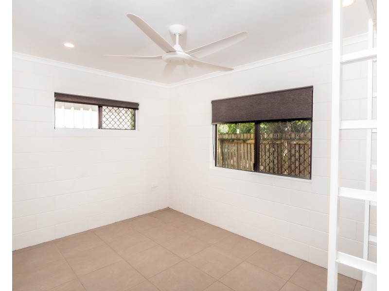 2/30 Strombus Avenue, Trinity Beach QLD 4879