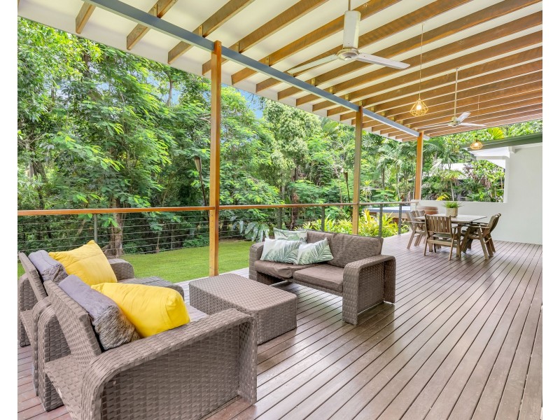 95-97 Hillview Crescent, Whitfield QLD 4870