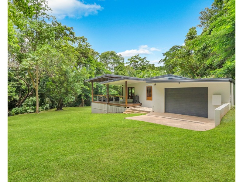 95-97 Hillview Crescent, Whitfield QLD 4870