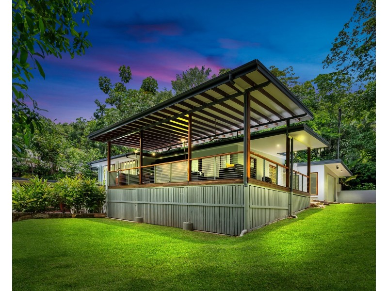 95-97 Hillview Crescent, Whitfield QLD 4870