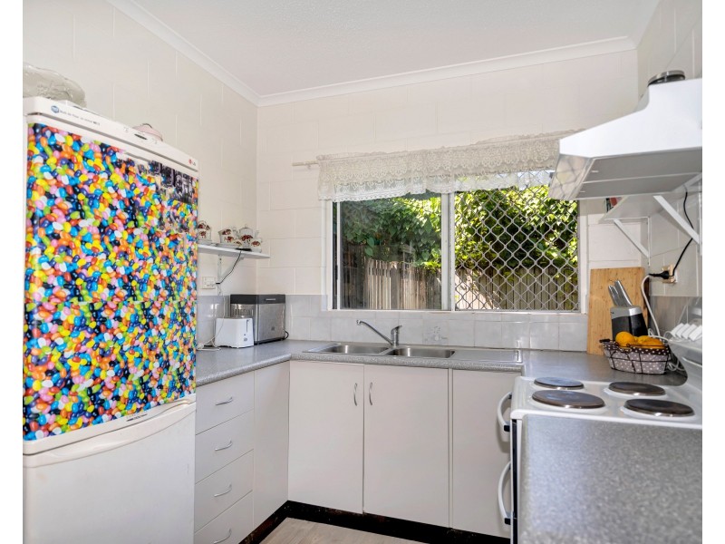 21/52 Pease Street, Manoora QLD 4870