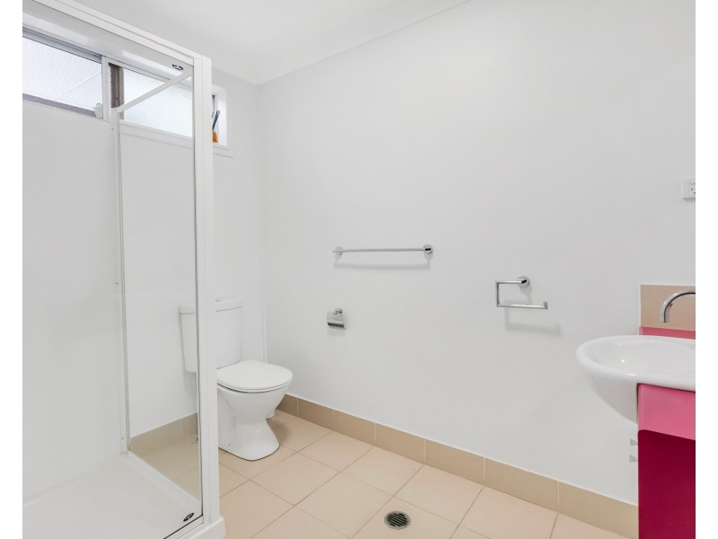 12 Clemson Avenue, Edge Hill QLD 4870