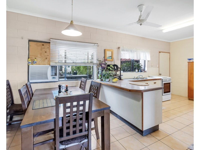 4 Skull Road, White Rock QLD 4868