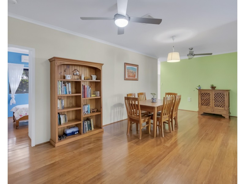 6 Keller Close, Whitfield QLD 4870