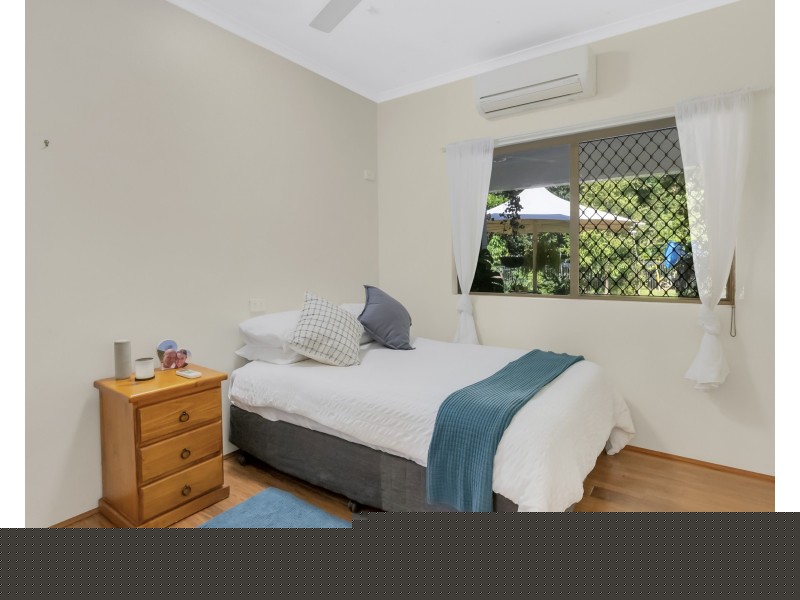 6 Keller Close, Whitfield QLD 4870