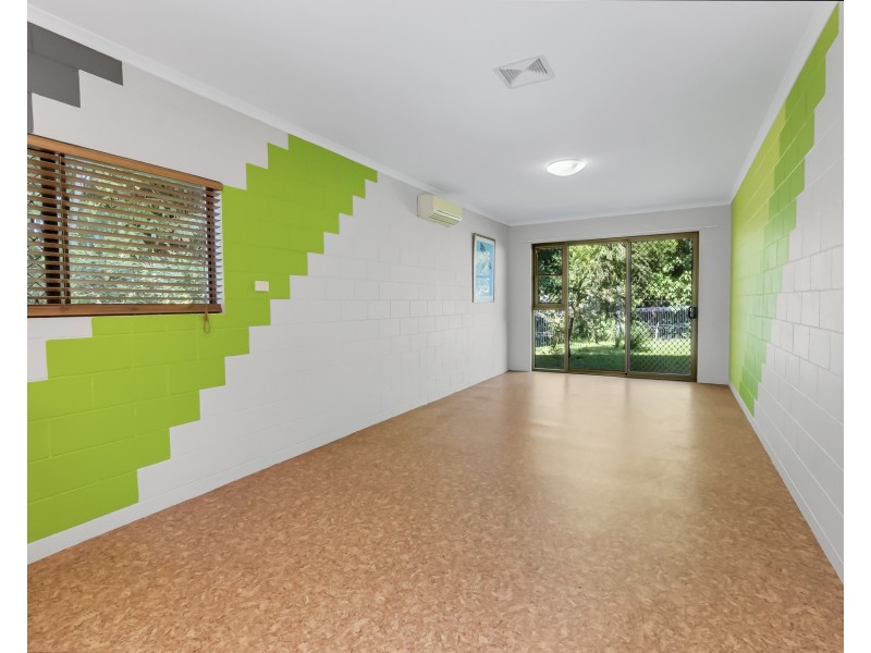 6 Keller Close, Whitfield QLD 4870