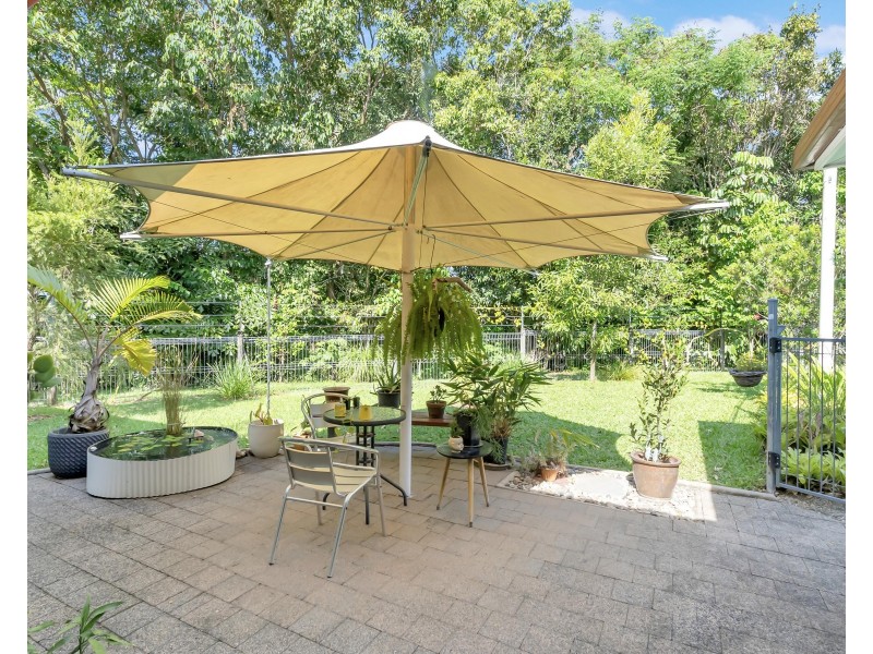 6 Keller Close, Whitfield QLD 4870