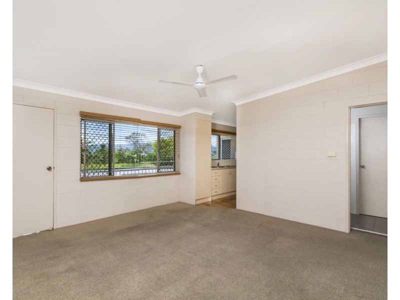 3/1 Sandown Close, Woree QLD 4868