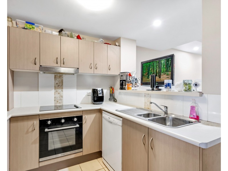 120/55-57 Clifton Road, Clifton Beach QLD 4879