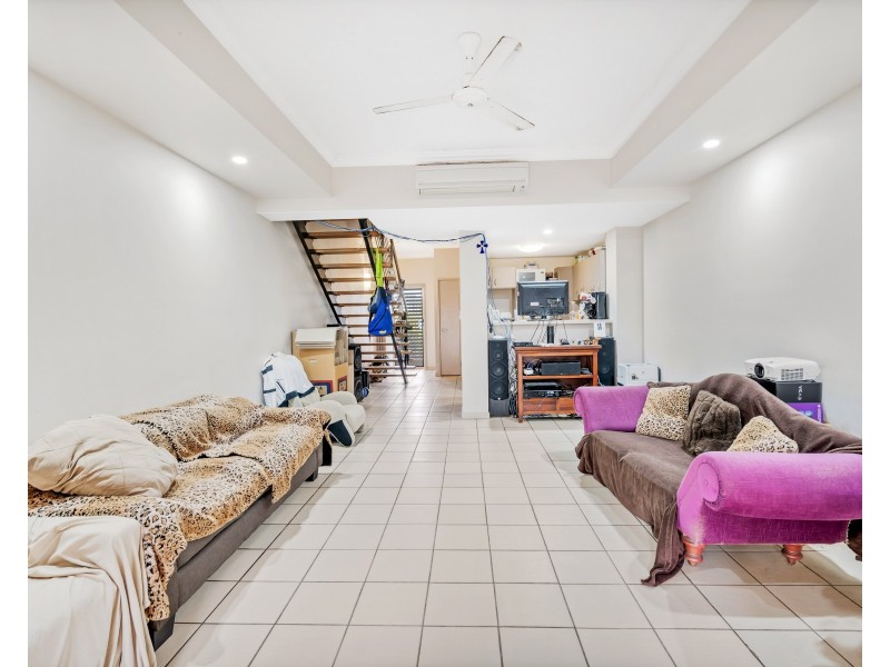 120/55-57 Clifton Road, Clifton Beach QLD 4879