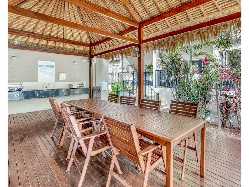 120/55-57 Clifton Road, Clifton Beach QLD 4879