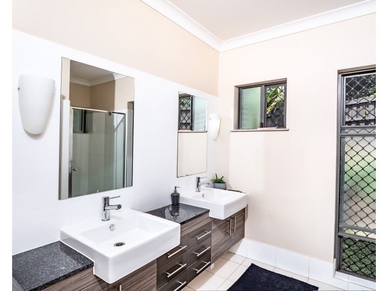 5 Latitude North, Kewarra Beach QLD 4879