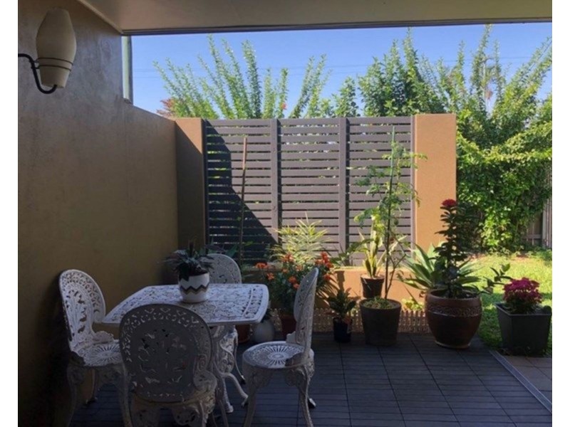1/4 Moody Street, Manoora QLD 4870