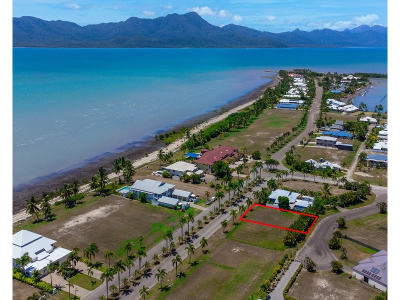24 Keith Williams Drive, Cardwell QLD 4849