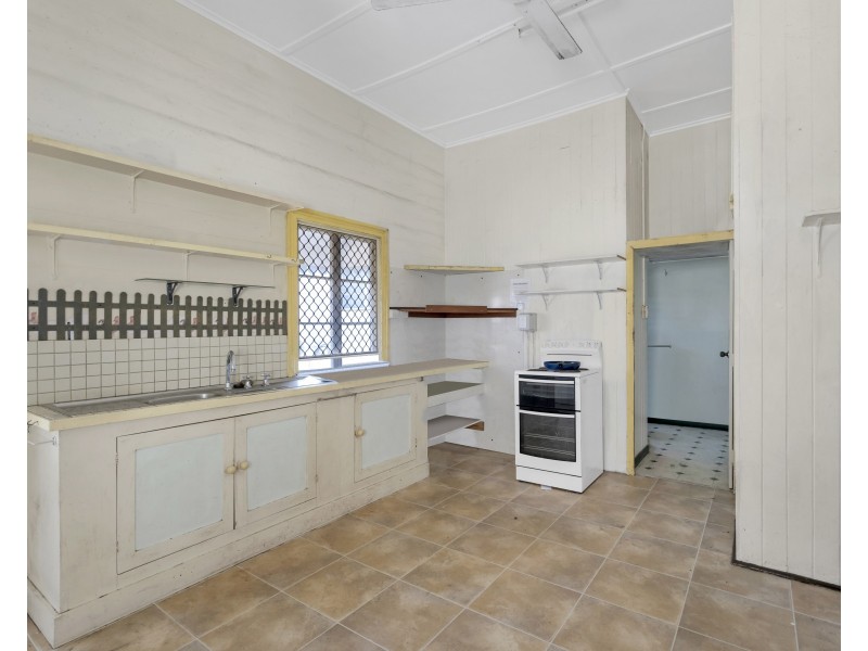 17 Victoria Street, Parramatta Park QLD 4870