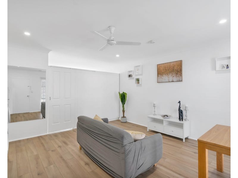 33/87-91 Earl Street, Westcourt QLD 4870