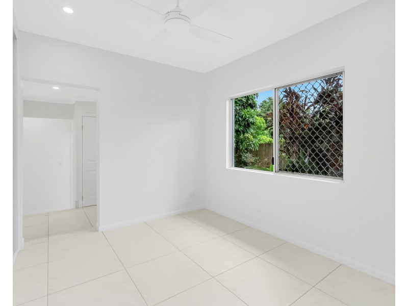 17 Iona Close, Edge Hill QLD 4870