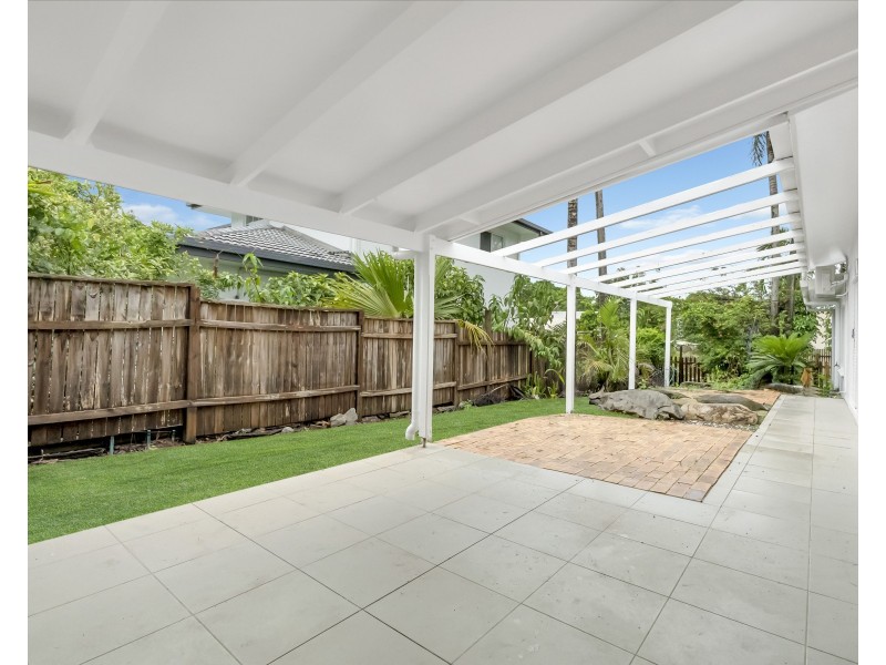 17 Iona Close, Edge Hill QLD 4870