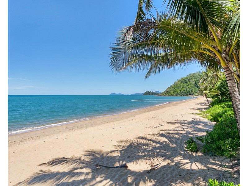 2/63-65 Moore Street, Trinity Beach QLD 4879