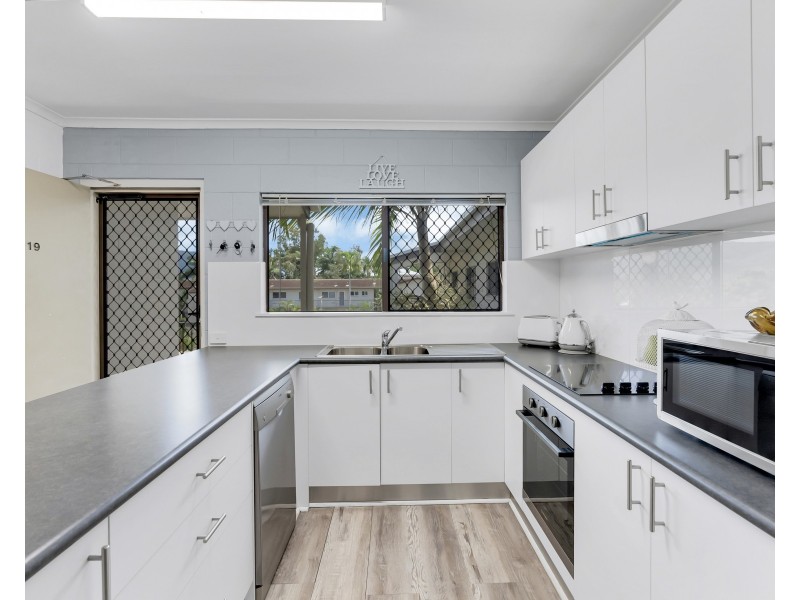 19/63-65 Moore Street, Trinity Beach QLD 4879