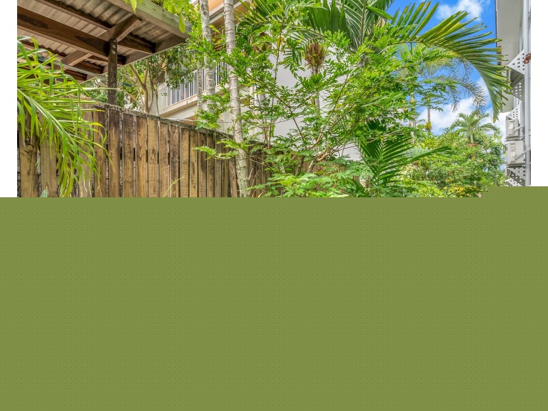 2/303-305 Lake Street, Cairns North QLD 4870