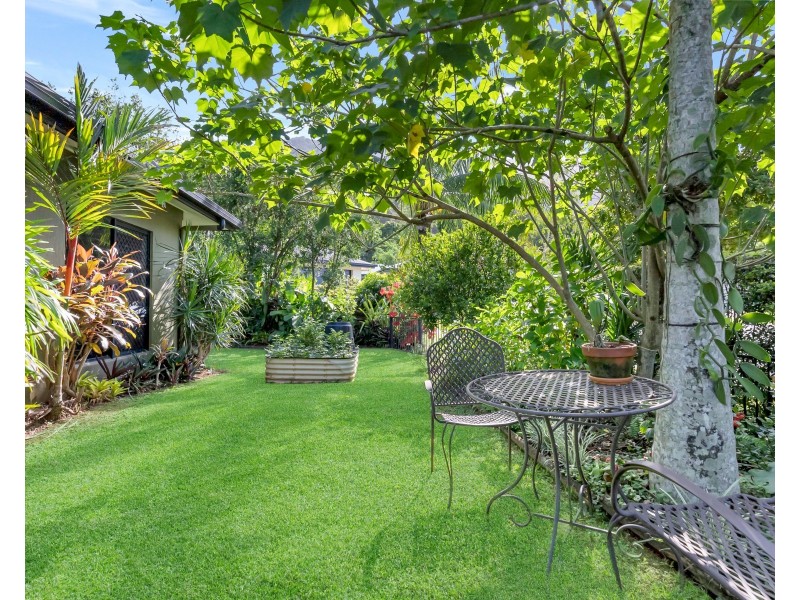 95 Michaelangelo Drive, Redlynch QLD 4870