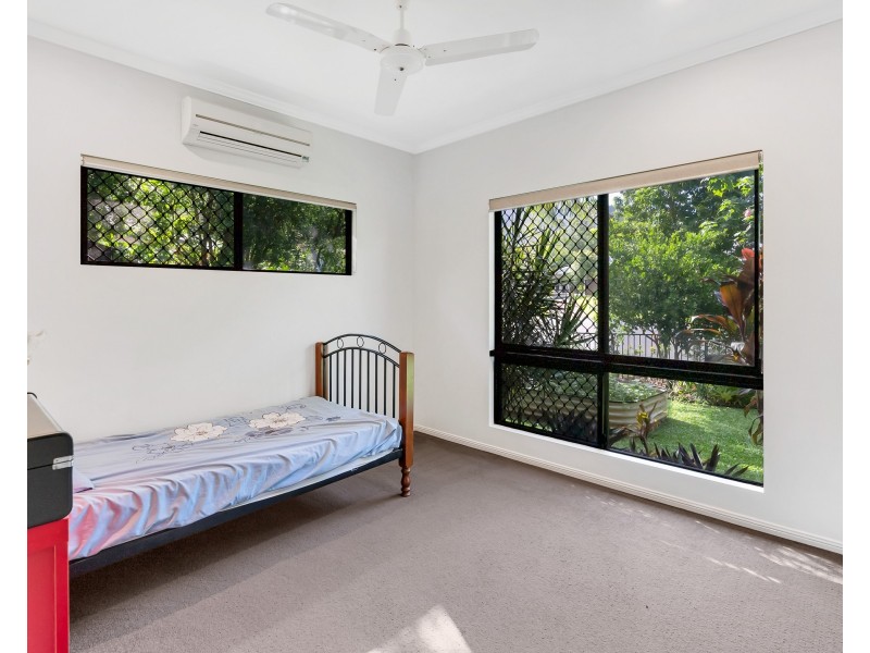 95 Michaelangelo Drive, Redlynch QLD 4870