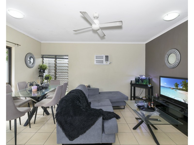 1/21 Balaclava Road, Earlville QLD 4870