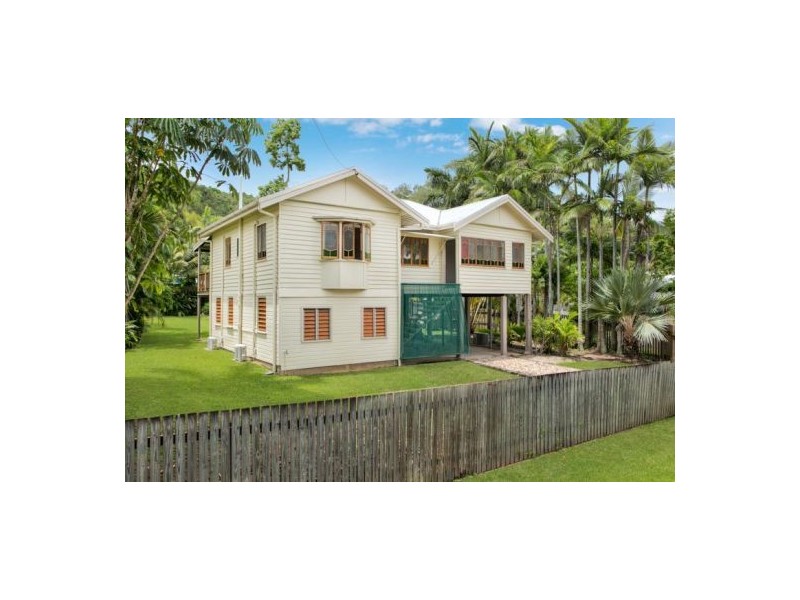 5 Keeble Street, Stratford QLD 4870
