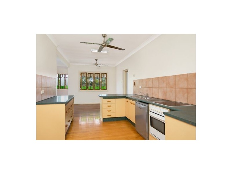 5 Keeble Street, Stratford QLD 4870