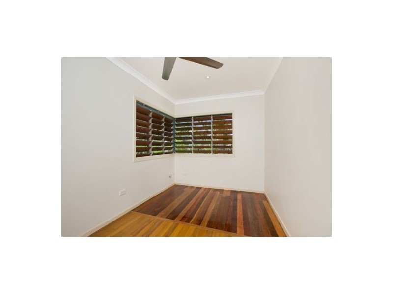 5 Keeble Street, Stratford QLD 4870