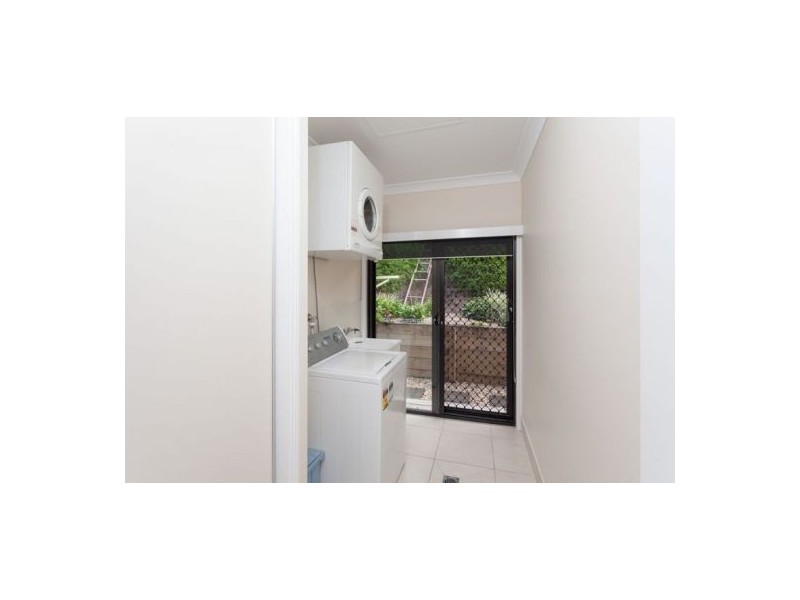 7 Buckinghamia Close, Redlynch QLD 4870