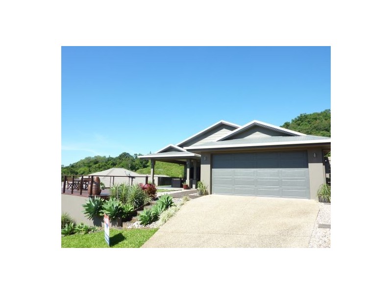 7 Buckinghamia Close, Redlynch QLD 4870