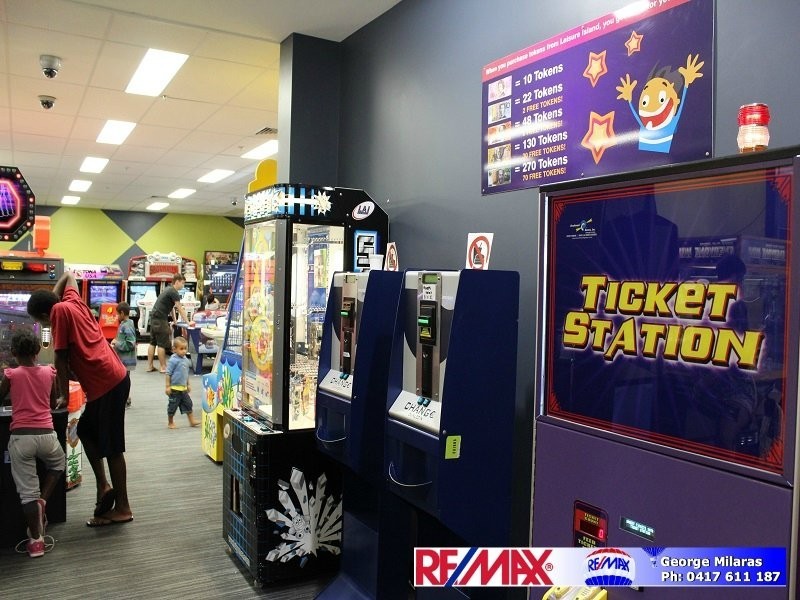 Leisure Island Mulgrave Road, Earlville QLD 4870