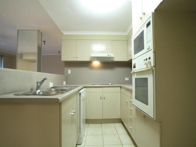 101/279 Esplanade, Cairns North QLD 4870