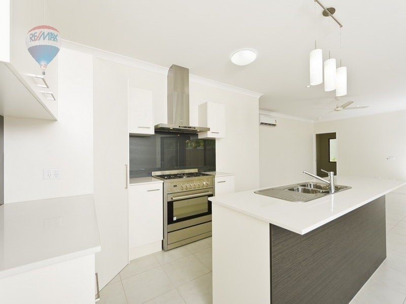 59 City View Crescent, Mooroobool QLD 4870