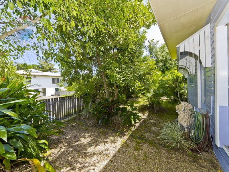 8 Dollisson Street, Manunda QLD 4870