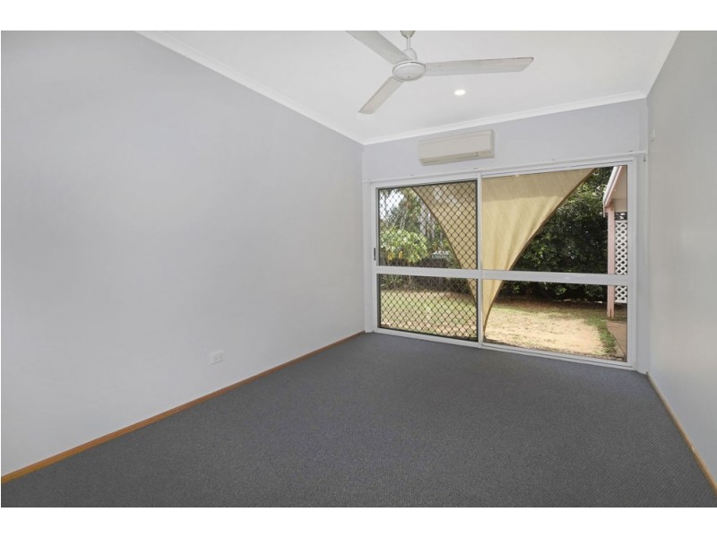 6 Summer Hill Drive, Mooroobool QLD 4870