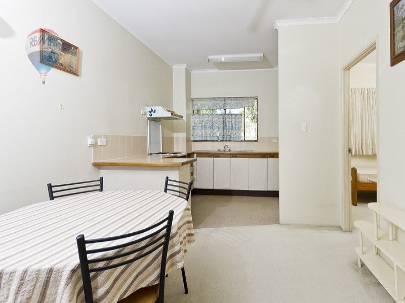 18/21-23 Poinciana, Holloways Beach QLD 4878