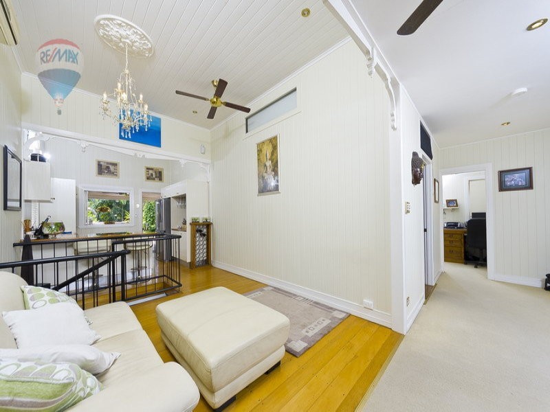 12 Denbeigh Street, Parramatta Park QLD 4870